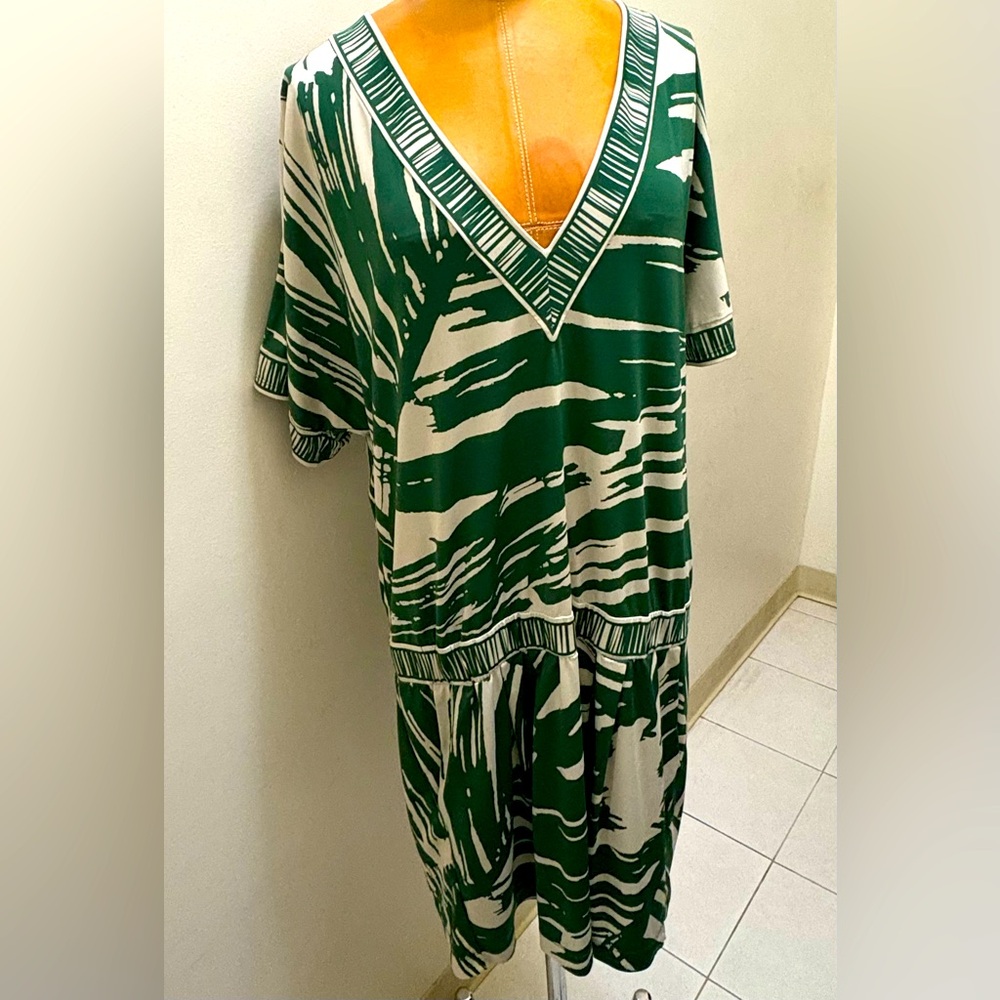 BCBG dress